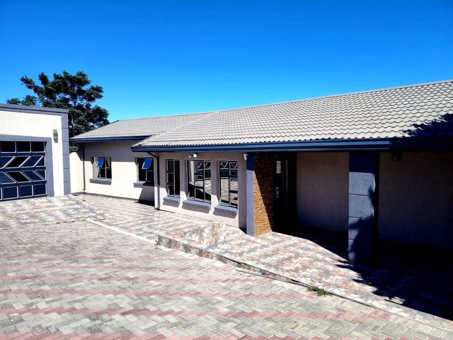 4 Bedroom Property for Sale in West Bank Eastern Cape